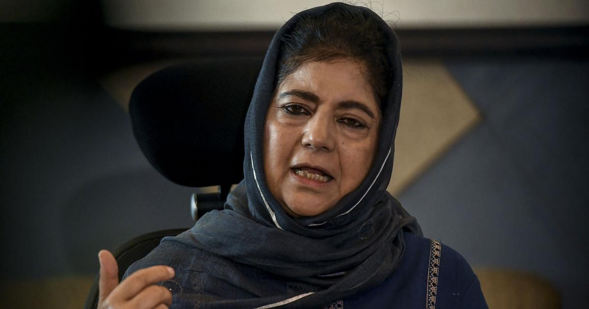 Mehbooba Mufti Calls for Unified Efforts Among J&K Leaders to Engage with the Central Government