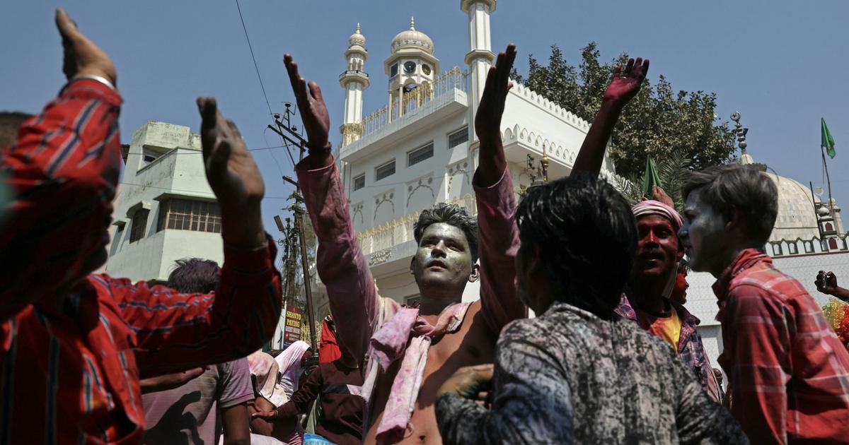 Study Exposes Streaming Giants’ Inaction on Hindutva Hate Music Targeting Minorities